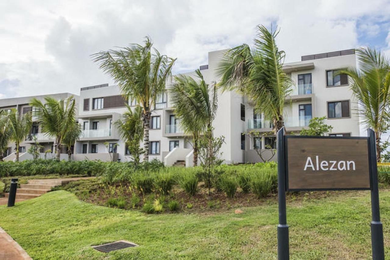 Azuri Resort -Sea View & Golf Luxury Apartment Roches Noires Экстерьер фото
